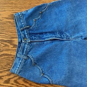 ROCKY MOUNTAIN Jeans 24 waist 30 inch inseam!
